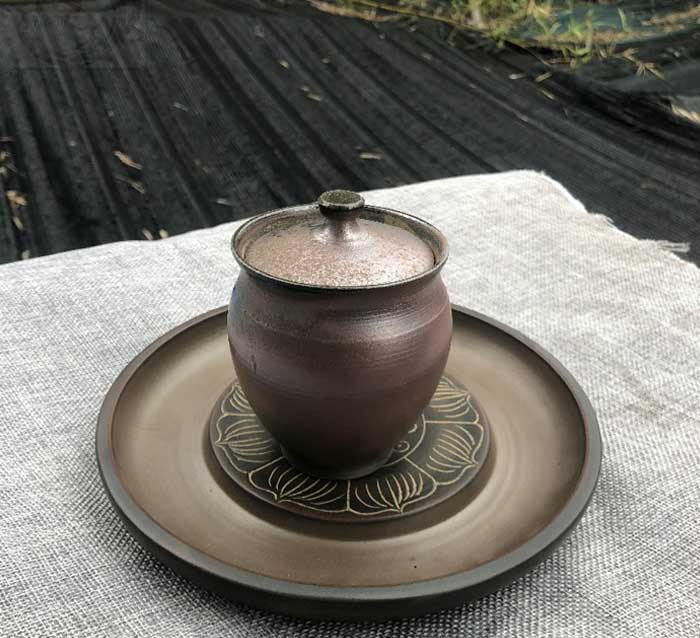 钦州坭兴陶茶叶罐用法