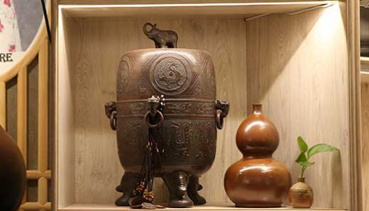 鉴定古代陶器的基本原则和方法？